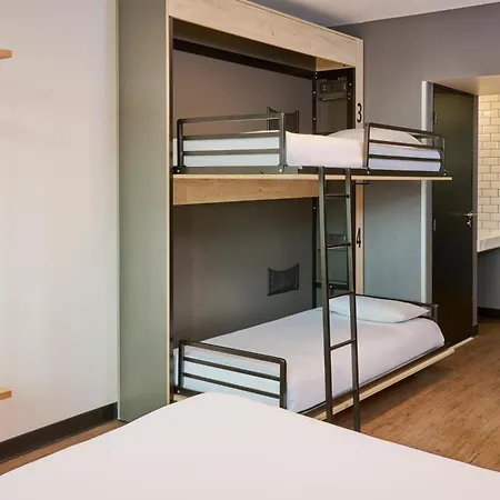 Generator Хостел *