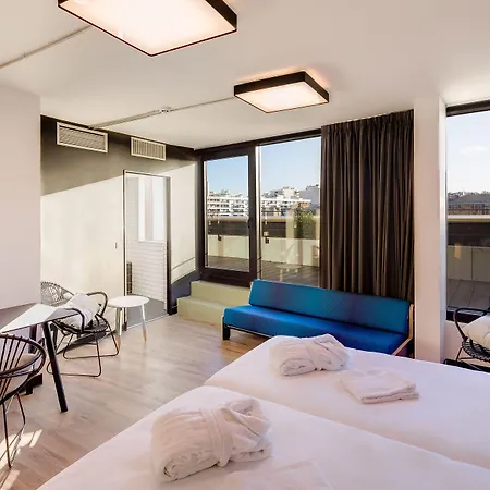 Generator * Париж