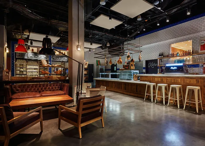 ホステル ジェネレーター パリ