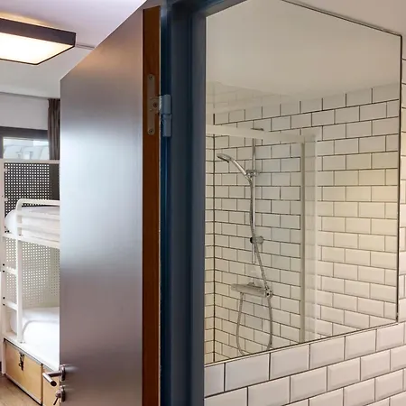 Vandrerhjem Generator