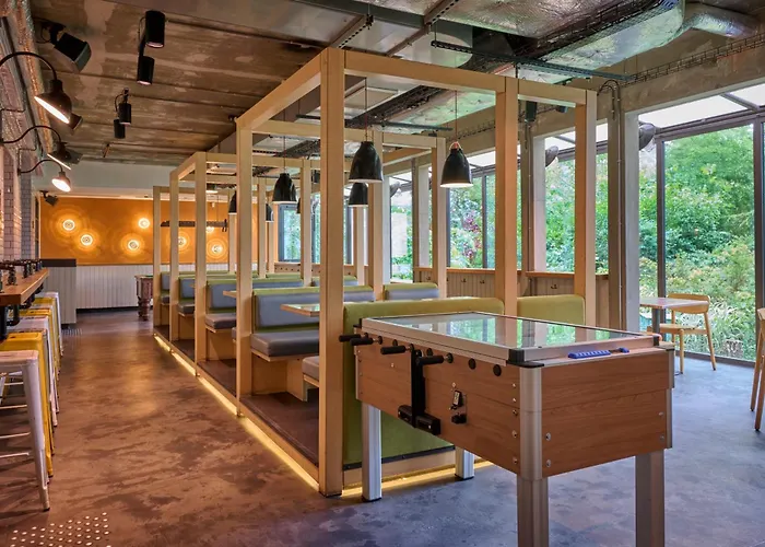 제너레이터 호스텔