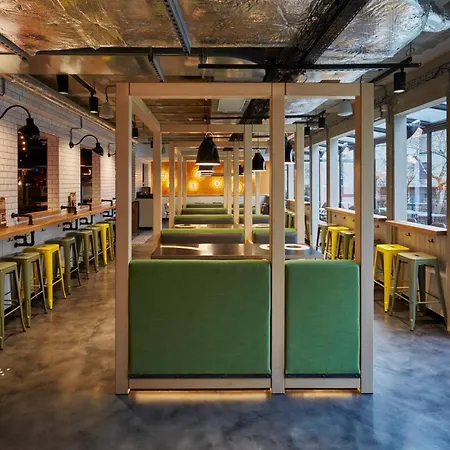 Generator Hostel *