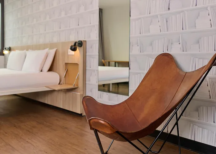 Hostel Generator Paryż